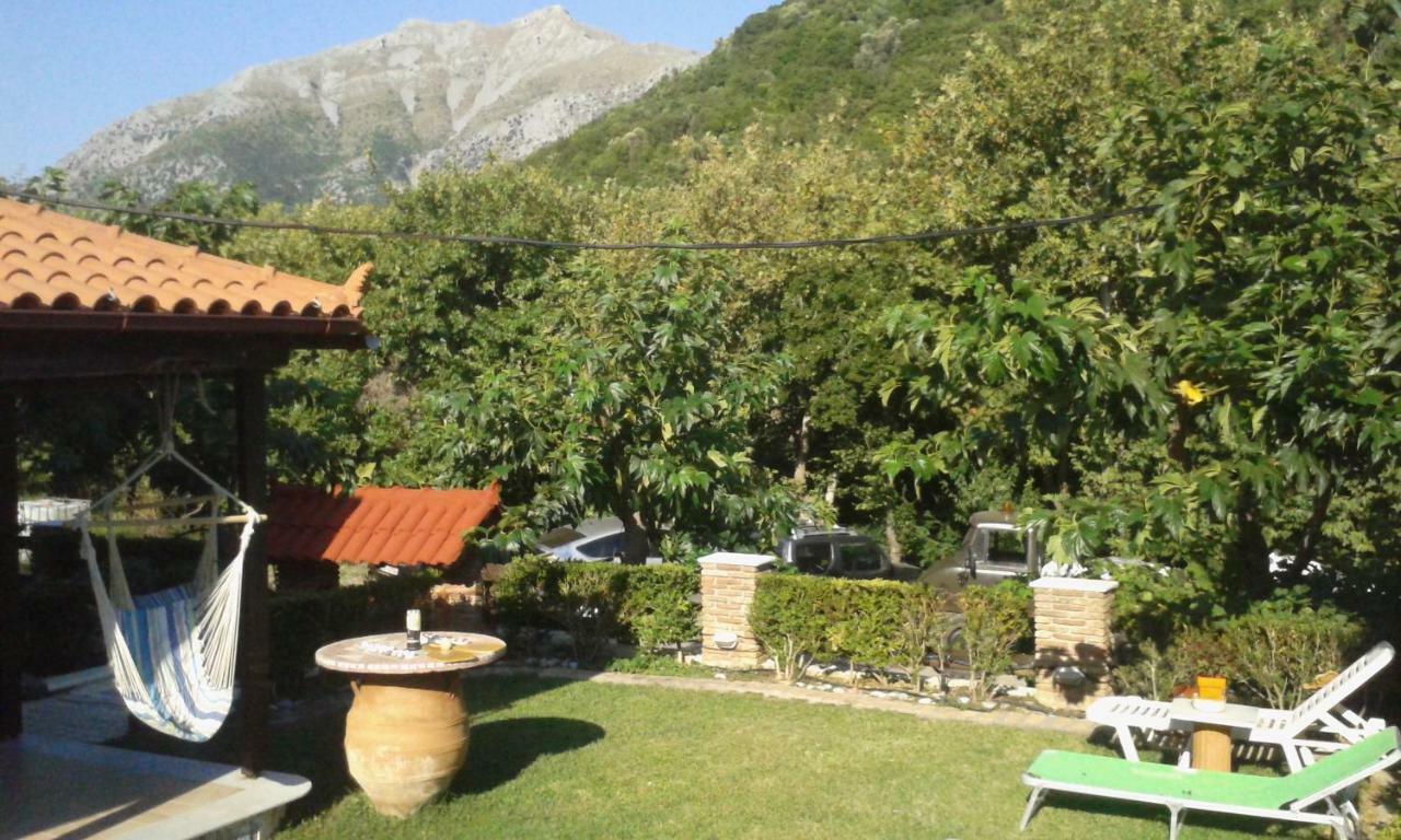 Kalogirou Stone House Apartment Limnionas  Exterior photo