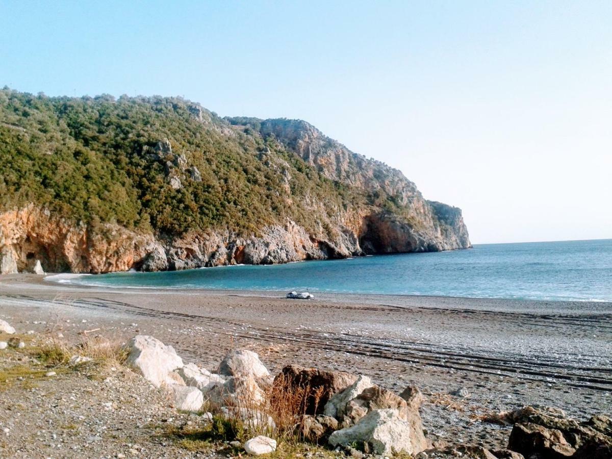 Kalogirou Stone House Apartment Limnionas  Exterior photo