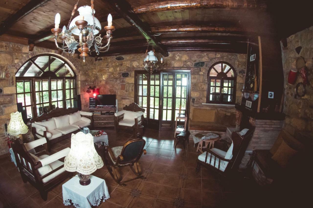 Kalogirou Stone House Apartment Limnionas  Exterior photo